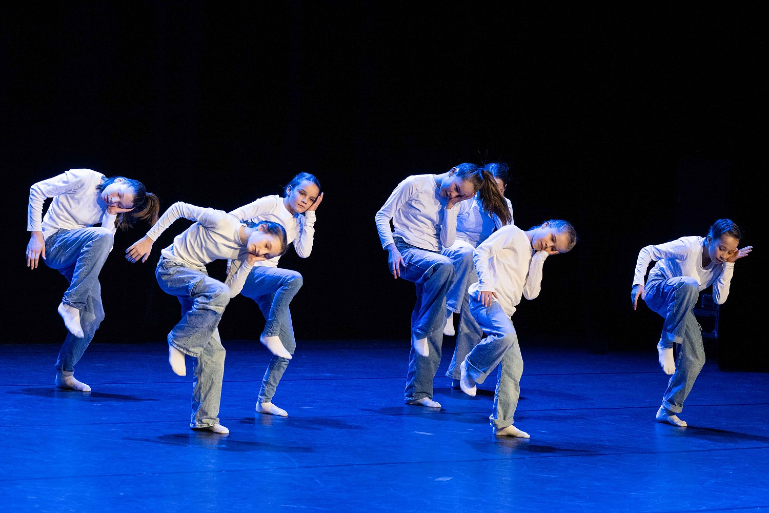 gala_surprise_.jpeg gala_surprise_.jpeg