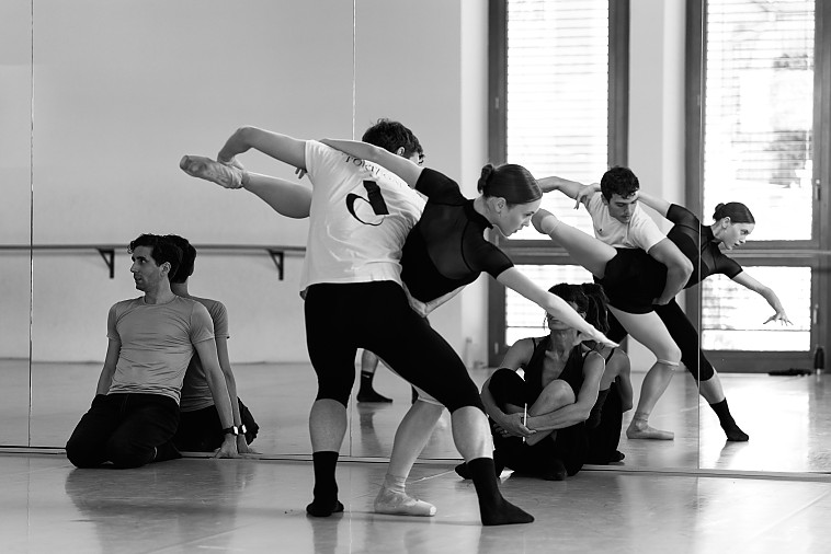 07.20.26_mind_the_gap_ii_cq_2126_dance_b_w_.jpg