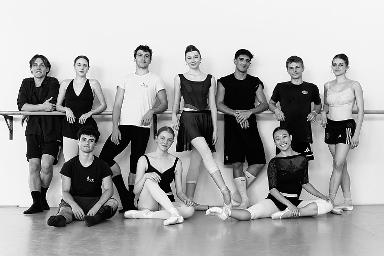 07.20.26_mind_the_gap_ii_cq_4291_dance_b_w_.jpg