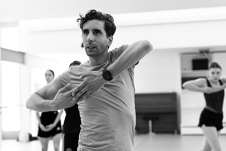 07.20.26_mind_the_gap_ii_cq_3232_dance_b_w_.jpg 07.20.26_mind_the_gap_ii_cq_3232_dance_b_w_.jpg