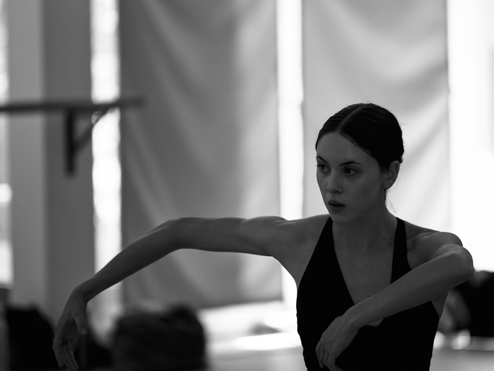 07.20.26_mind_the_gap_ii_cq_6632_dance_b_w_.jpg